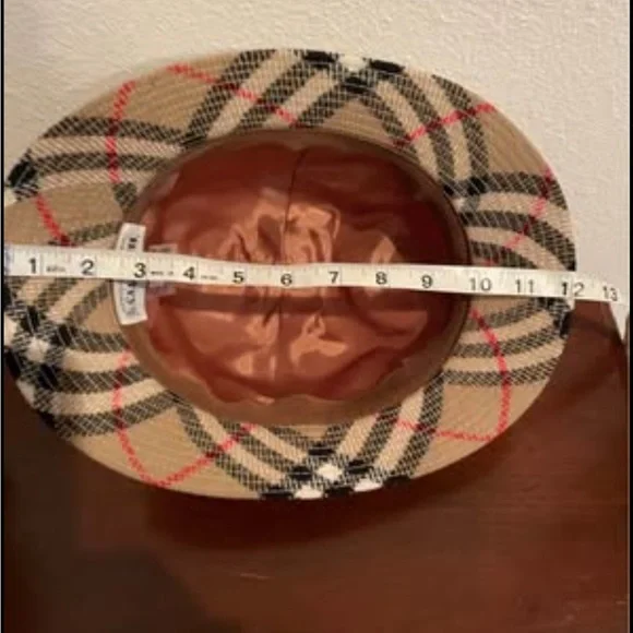 Burberry Beige and Black Plaid Hat - Picture 4 of 5